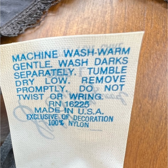 Shirley of Hollywood USA made Nylon Vintage/NWOT size large (runs very small) - Picture 7 of 7